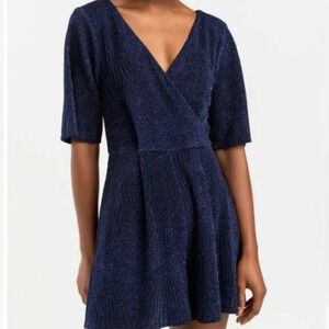 Mi Ami by Francesca’s Navy Blue Glitter Romper Large